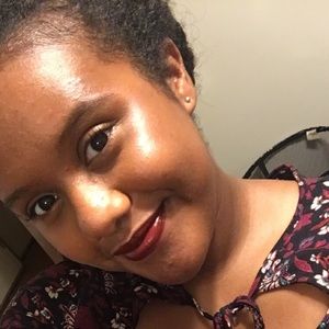 Meet your Posher, Giselle