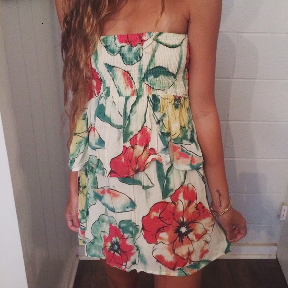 💚SOLD💚O'Neill Sundress - Picture 2 of 3