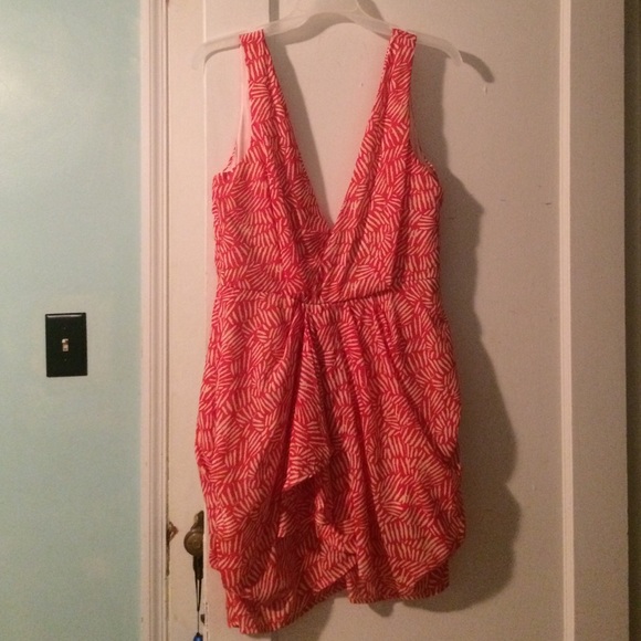 Very J Dresses & Skirts - Super cute boutique dress/top with fun pattern