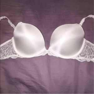 Victoria's Secret PINK bra