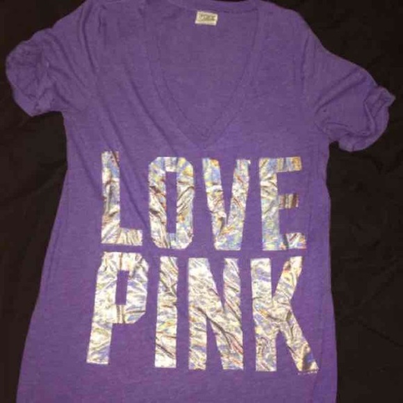 VS PINK v-neck 💜