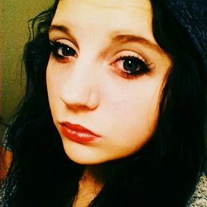 Meet your Posher, Breanna