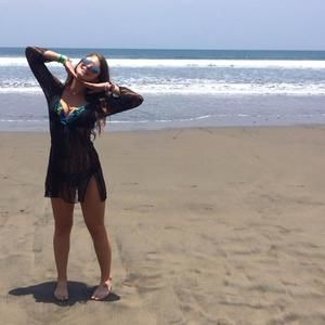 Meet your Posher, Jenn