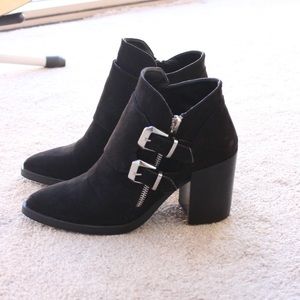 Chunky heeled bootie