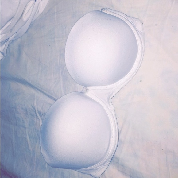 VS Pink Strapless bra