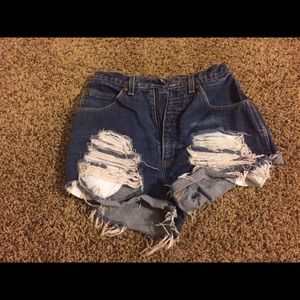 High waisted shorts 😍