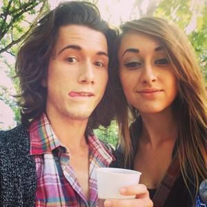 Meet your Posher, Leighton