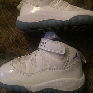 11's