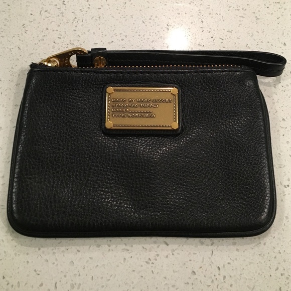 Marc by Marc Jacobs Classic Q Wristlet