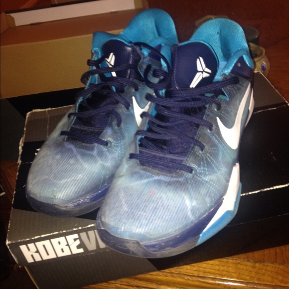 Shoes kobes - Picture 2 of 2