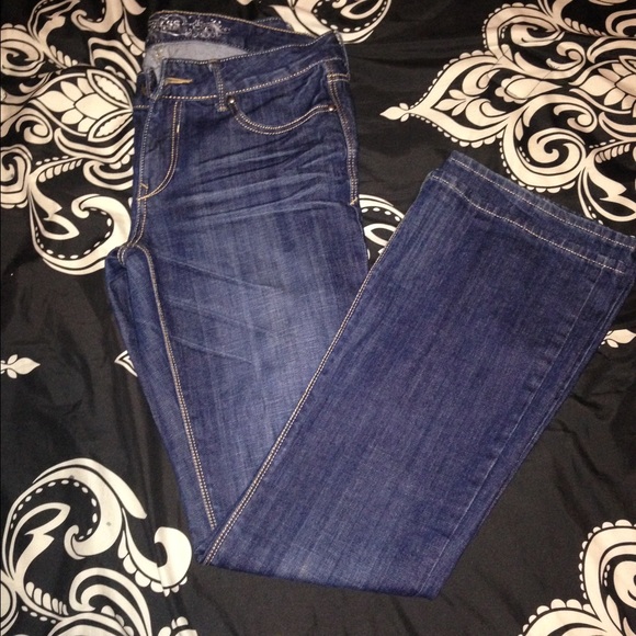 Express Stella boot cut low rise jeans