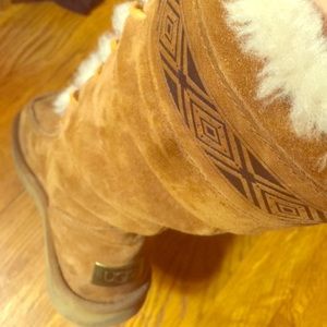 UGG SNOW BOOTS very rare