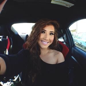 Meet your Posher, Minna