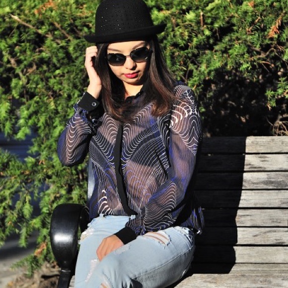 REDUCED!! Cameo Collective Shirt - Picture 2 of 3