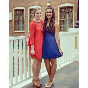 Meet your Posher, Riwa