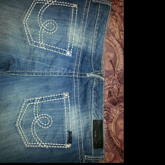 SEVEN JEANS