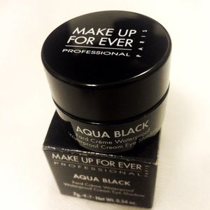 Makeup Forever Aqua black water proof eyeshadow