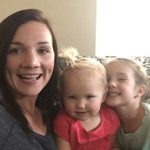 Meet your Posher, Pauline