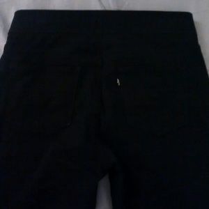 Levi's Black Skinny Jeans