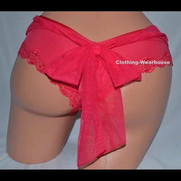 Victoria's Secret very sexy cheeky pant red medium