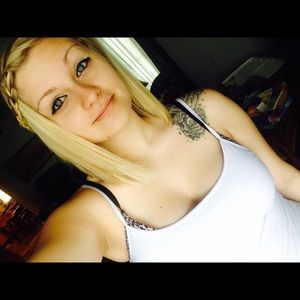 Meet your Posher, Brittany