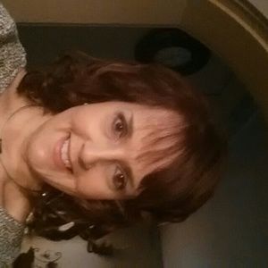 Meet your Posher, Robyn