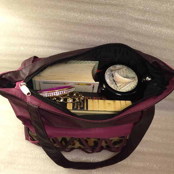 Shoulder bag / purse