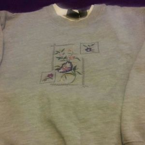 Women's Medium Sweater