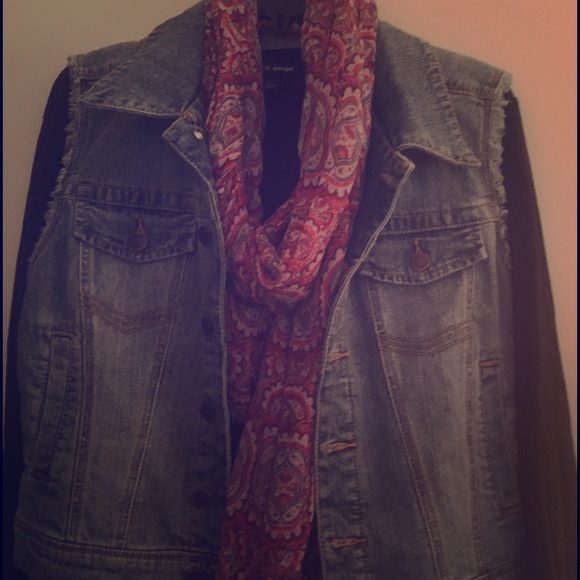 American Rag jean vest size L