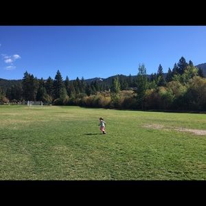 Meet your Posher, Alyson