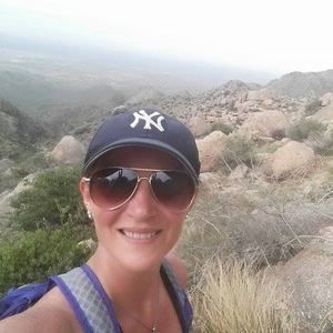 Meet your Posher, Toni