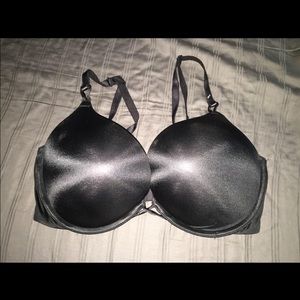 VS Bombshell 36D