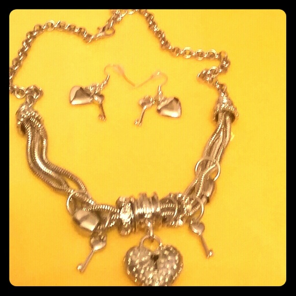 Necklace and Earrings Set