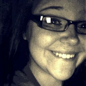 Meet your Posher, Makayla