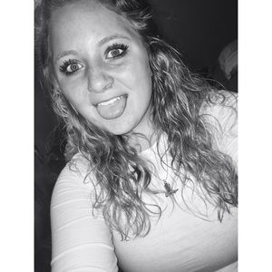 Meet your Posher, Haley