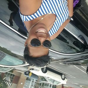 Meet your Posher, Sabrina