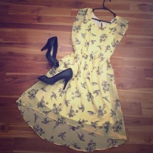 Yellow dress with birds and flowers 🌷