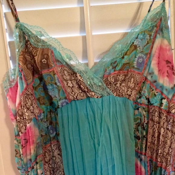 Very cute tank top. Some bling w/ Sequins at top