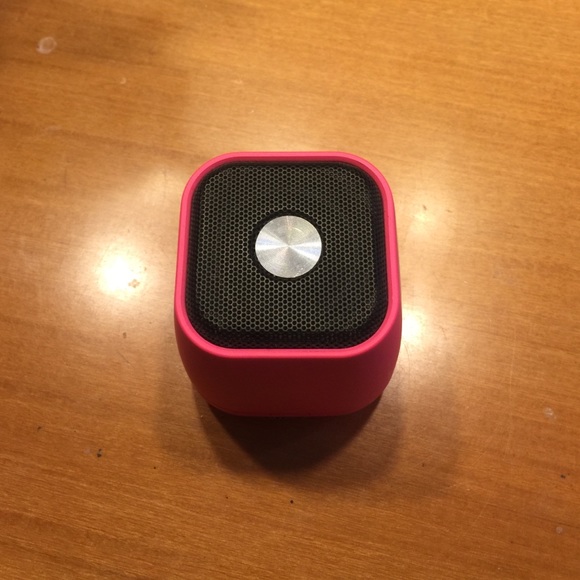 iWave Other Iwave Portable Bluetooth Speaker Poshmark