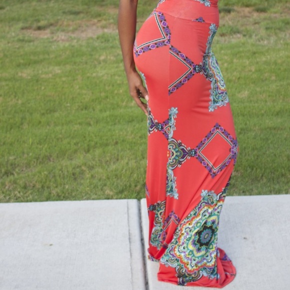 Maxi skirt. *** more sizes available***