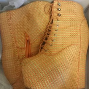 Jeffrey Campbell damsels