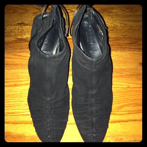 ? AUTHENTIC GUCCI BLACK SUEDE BOOTIES ❤️?