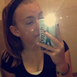 Meet your Posher, Christina