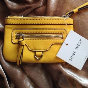 Nine West wristlet