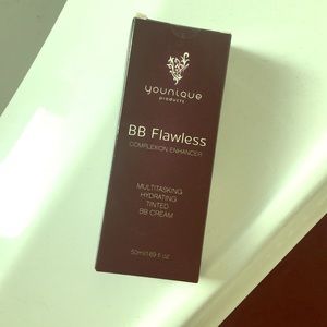 Younique BB Flawless in Bisque