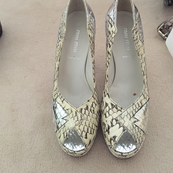MIU MIU VINTAGE SNAKESKIN HEELS