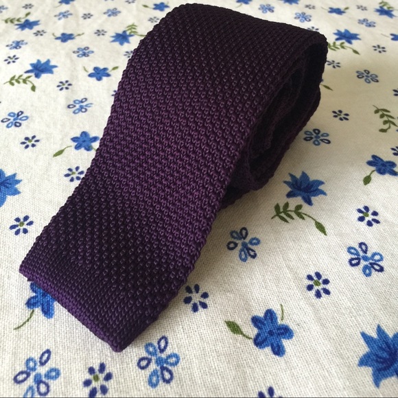 Skinny knit tie- Deep Purple