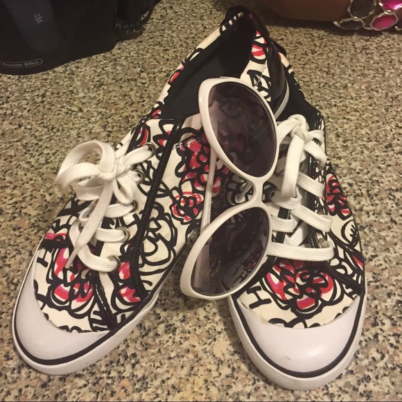 Sneakers