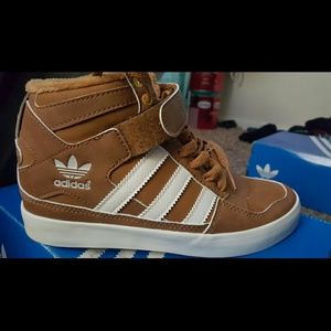 Brand New Adidas Forum Up W