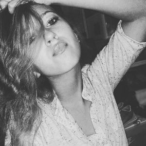 Meet your Posher, Shania